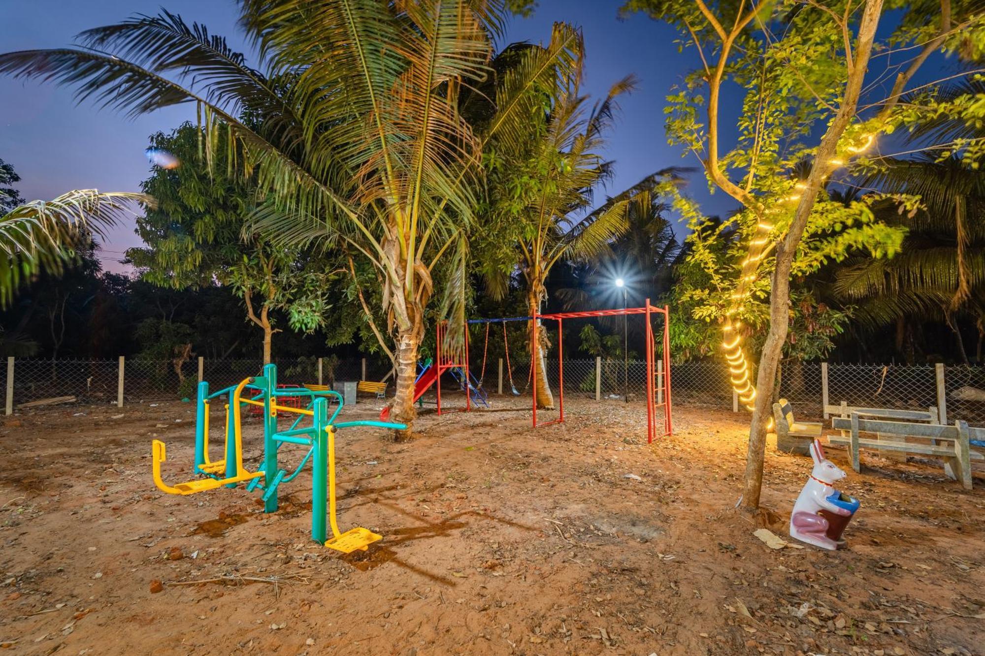 Teak Leaf Gateway Villa With Swimming Pool Indoor Games Kālapettai Екстериор снимка