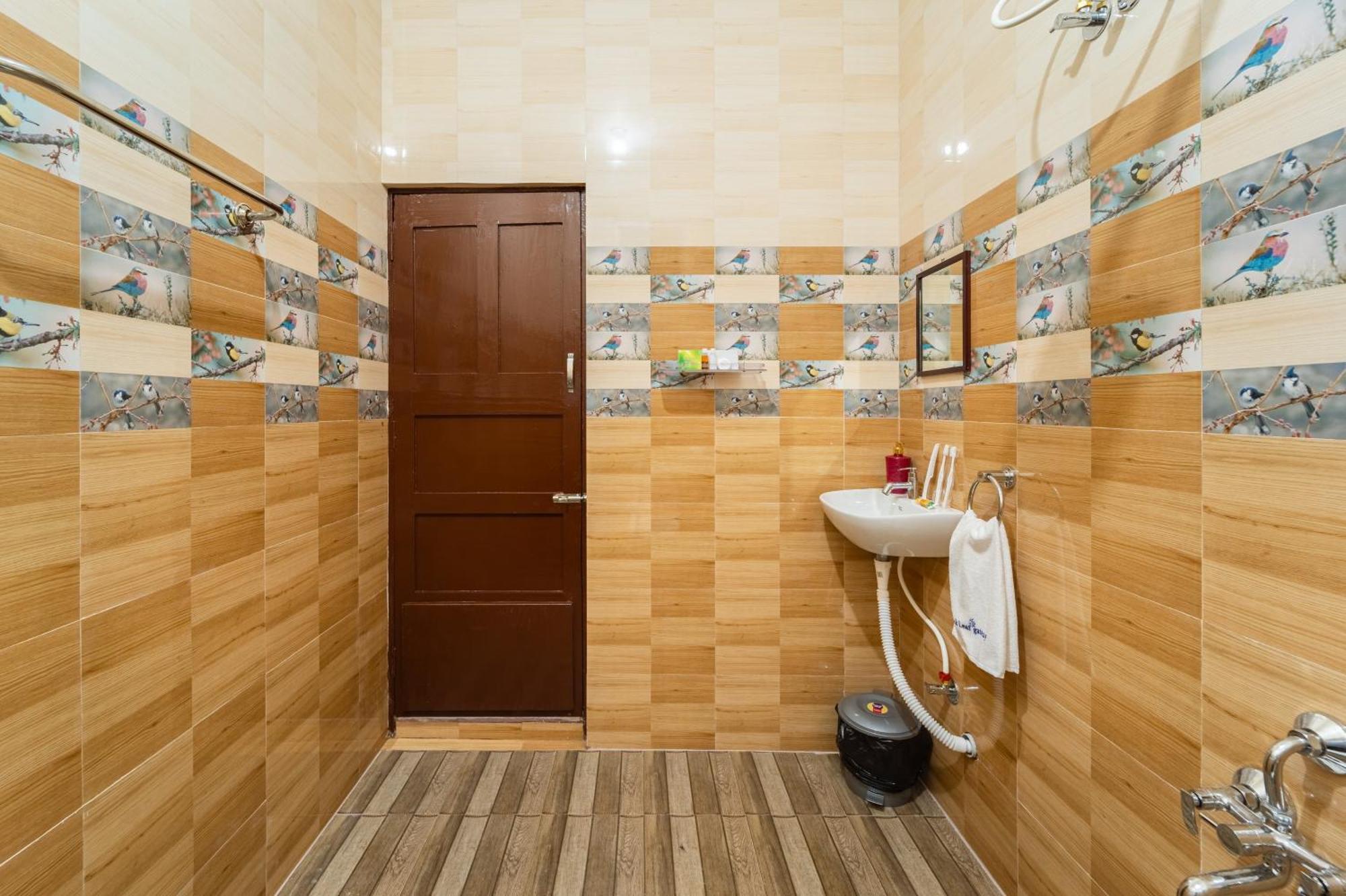 Teak Leaf Gateway Villa With Swimming Pool Indoor Games Kālapettai Екстериор снимка