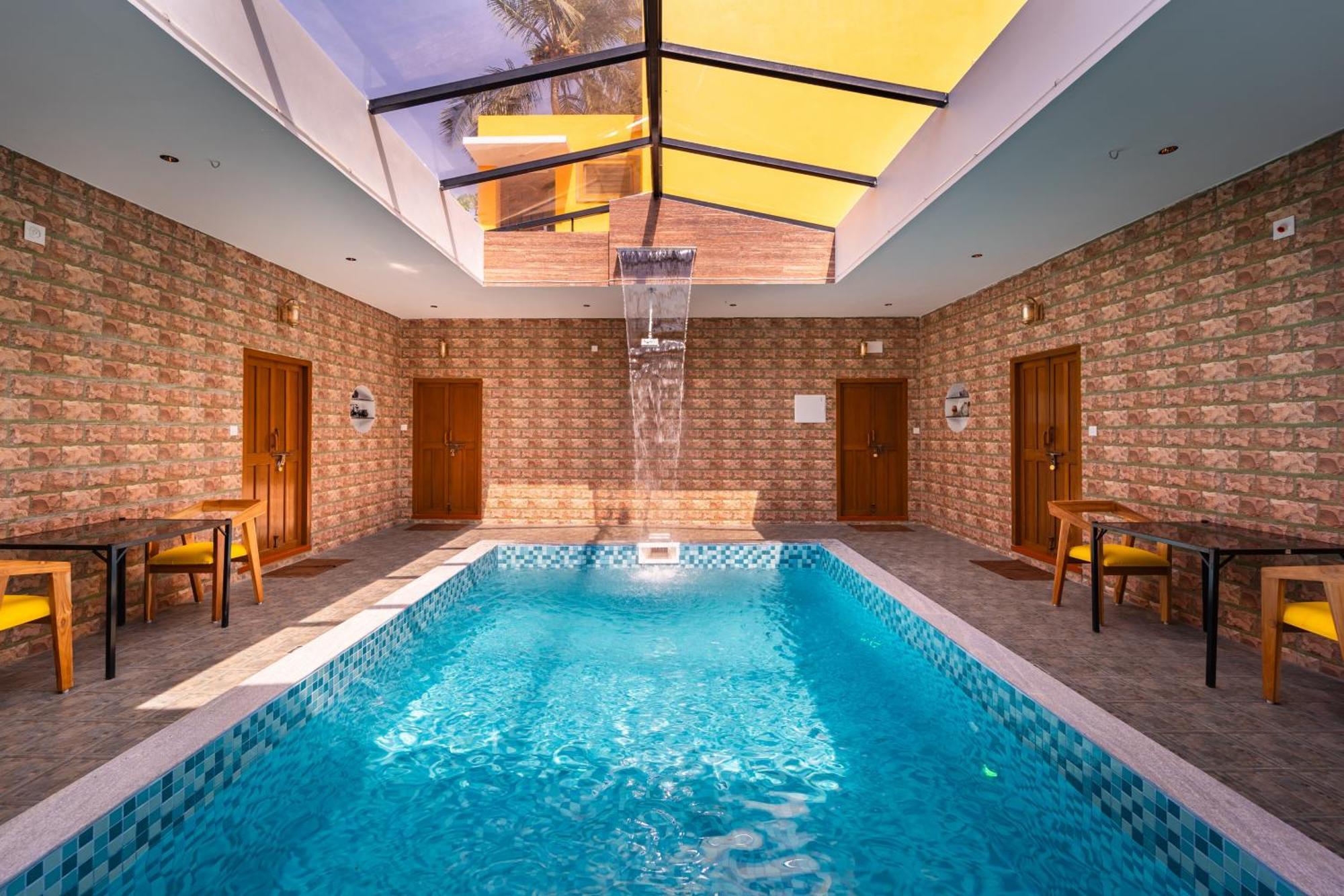 Teak Leaf Gateway Villa With Swimming Pool Indoor Games Kālapettai Екстериор снимка