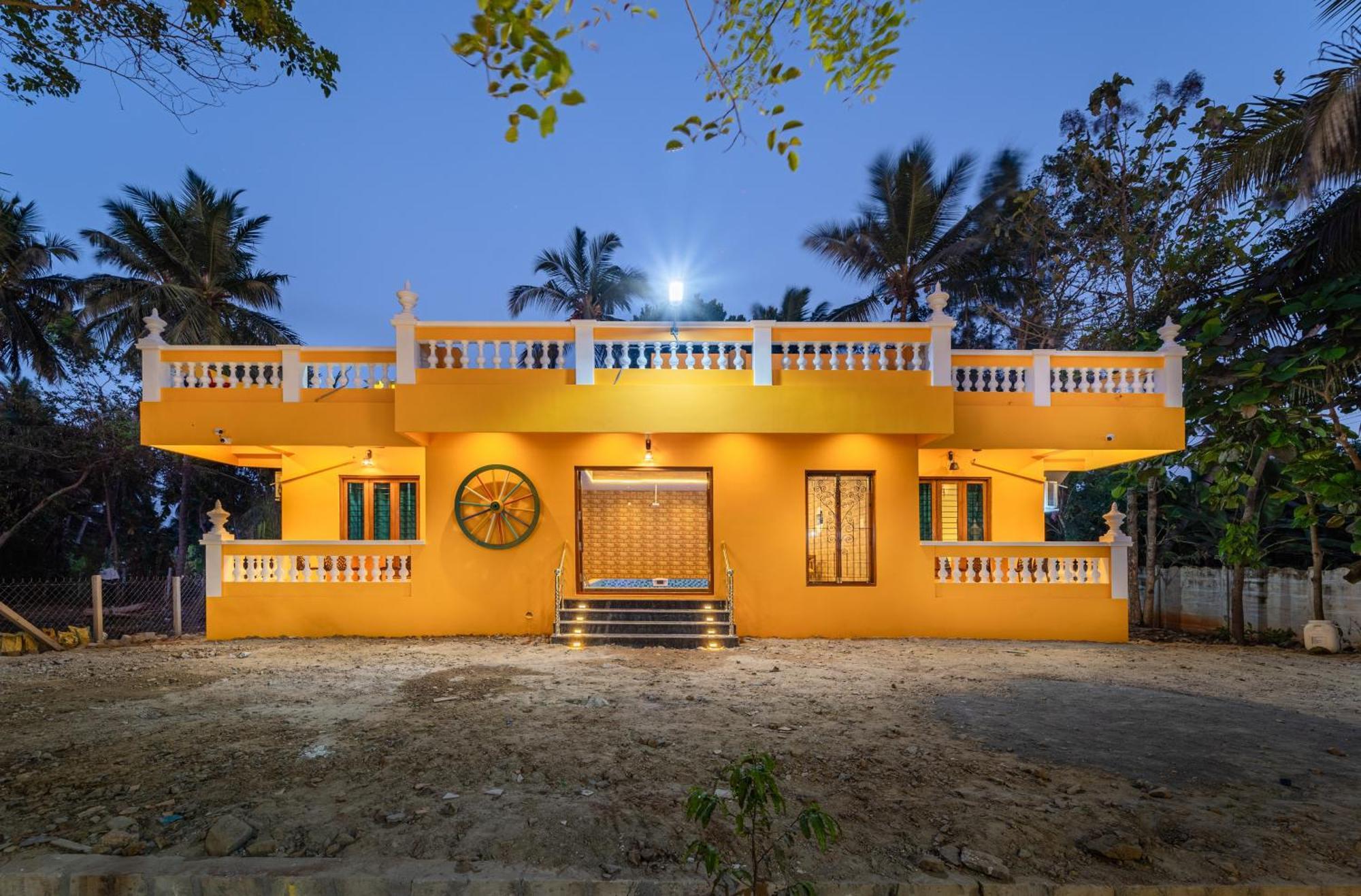 Teak Leaf Gateway Villa With Swimming Pool Indoor Games Kālapettai Екстериор снимка