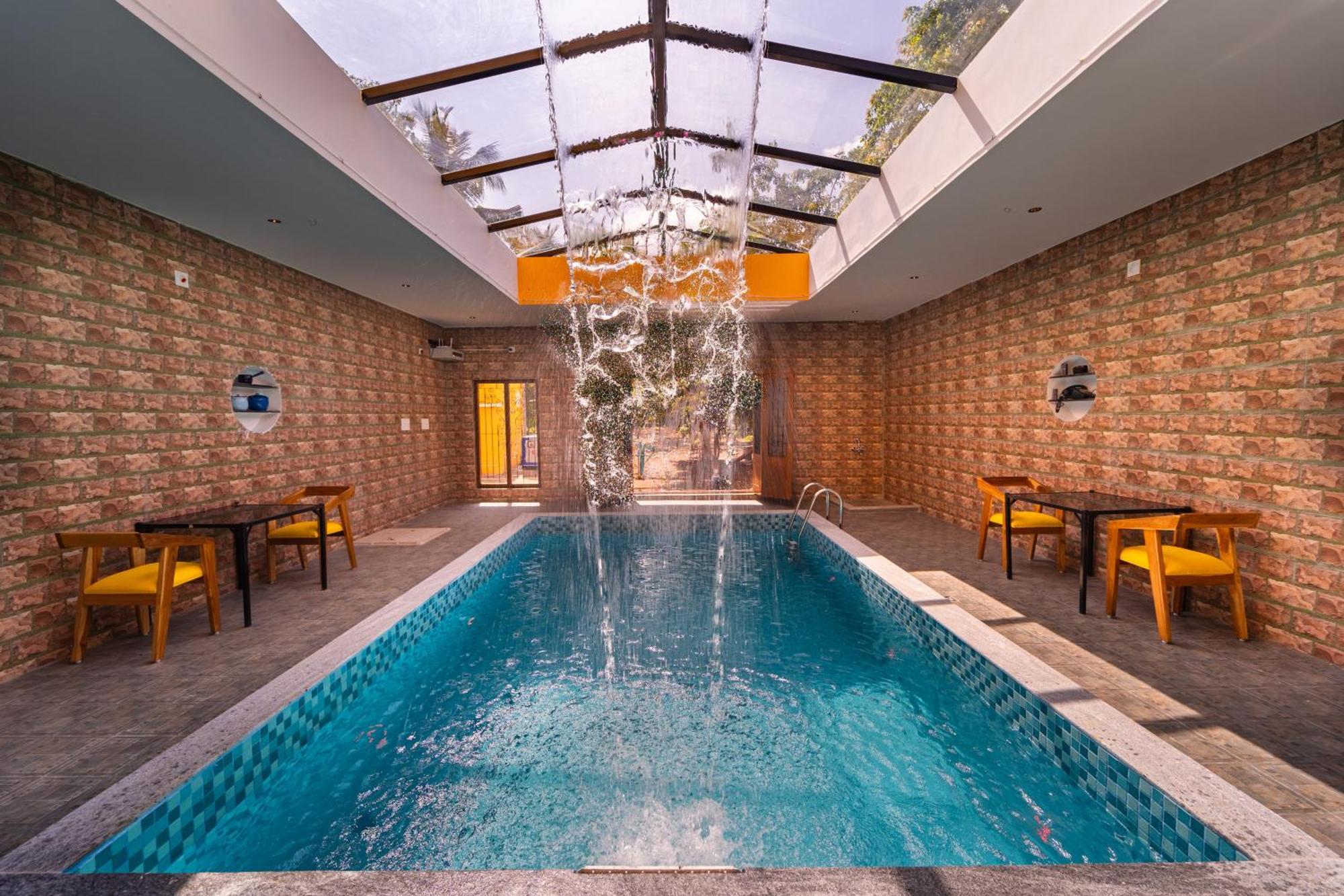 Teak Leaf Gateway Villa With Swimming Pool Indoor Games Kālapettai Екстериор снимка